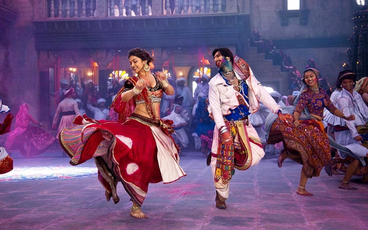 ram leela bollywood dance colours.jpg